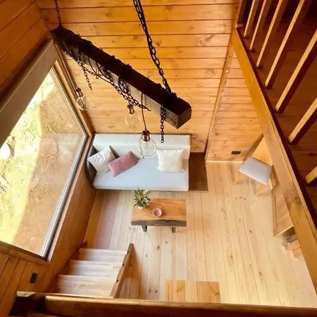 Mountain Eco Shelter 8 * Funchal (Madeira)