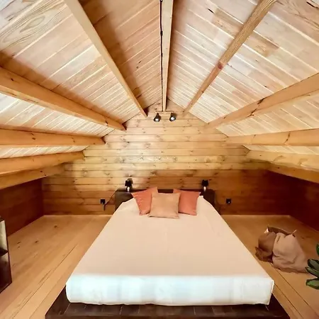 Luxury tent Mountain Eco Shelter 8 *