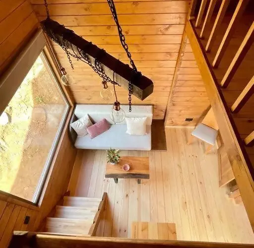 Mountain Eco Shelter 8 * Funchal (Madeira)